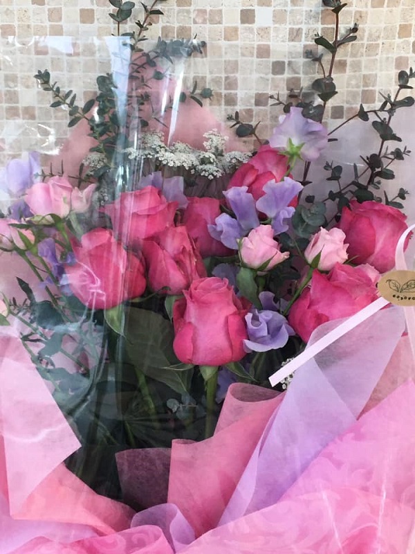 バラ１０本入りの花束