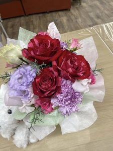 ３回目の結婚記念日にお花を届ける使命！