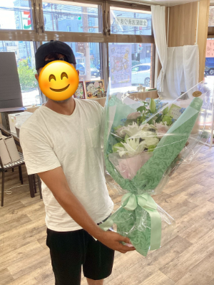 お花は元気に笑顔を