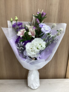 お花もだんだん秋色に