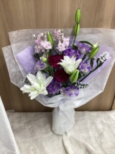 店内は冬の針葉樹の香りでいっぱい！