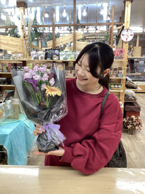 店内は冬の針葉樹の香りでいっぱい！