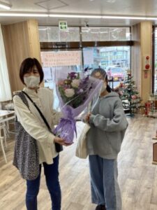 店内は冬の針葉樹の香りでいっぱい！